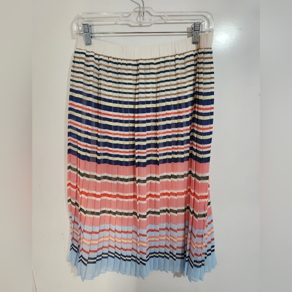 Banana Republic Striped Multicolor Pleated Skirt, Size 2 - Picture 3 of 6